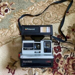 Polaroid Sun600 Instant Film Camera